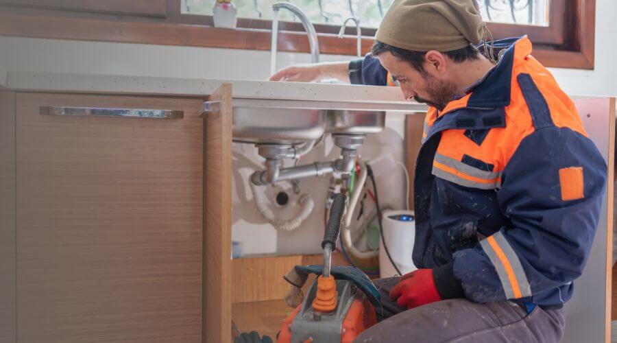 Expert burst pipe repair services in Juliette, GA